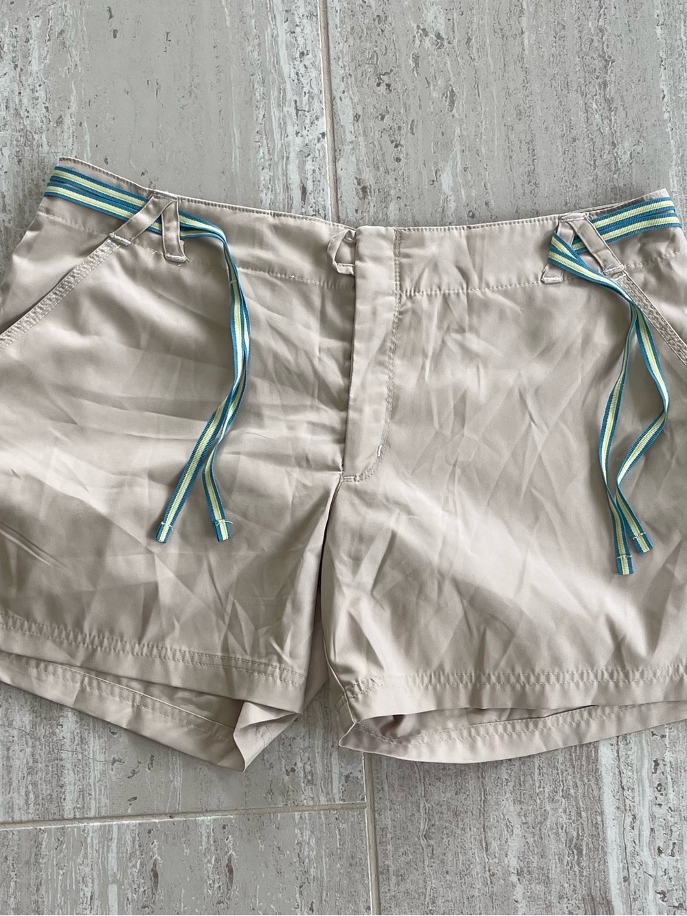 Nike Vintage ACG Womens Hiking Shorts Beige Khaki Gorpcore Y2K Trail Size Large